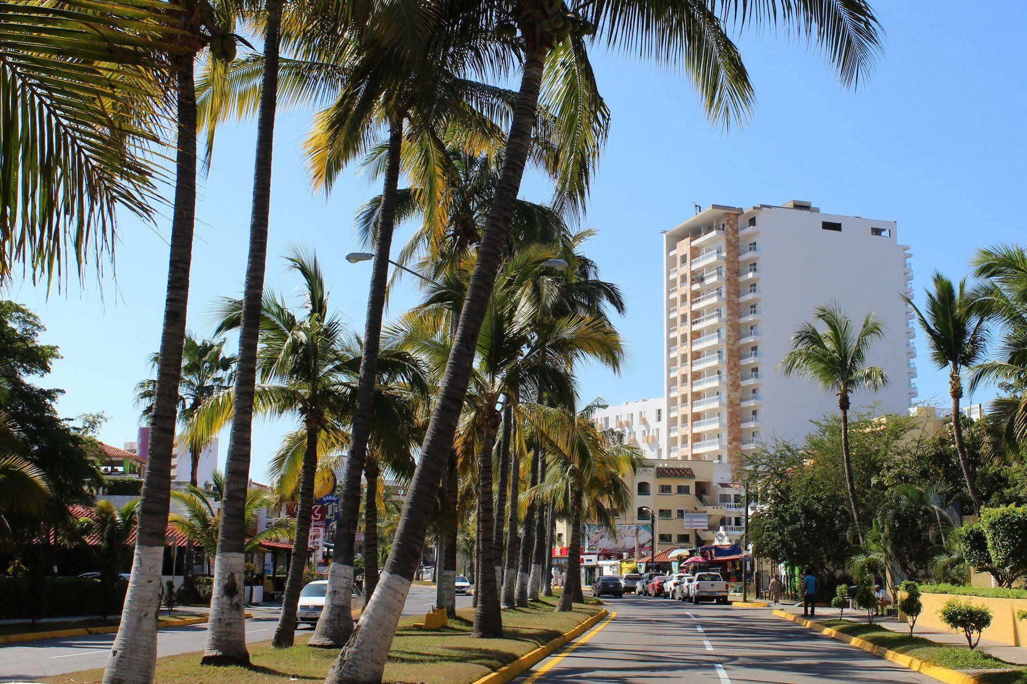 Pacific Palace Beach Tower Hotel Масатлан Экстерьер фото